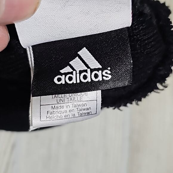 Adidas Unisex NBA Chicago Bulls Knit Winter Hat Acrylic & Wool Black - Picture 4 of 7